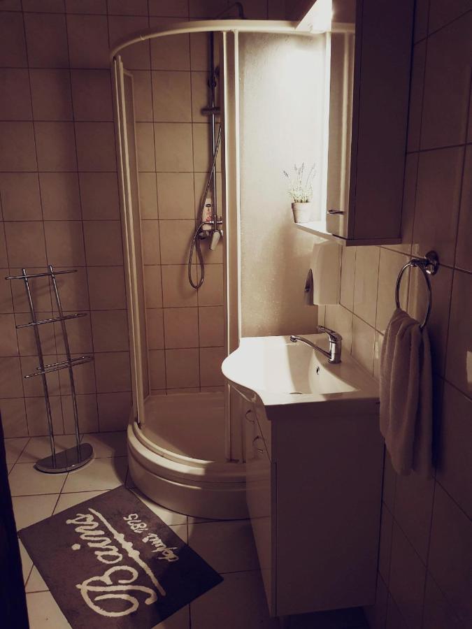 House Of Wine Hotel Kutjevo Exterior foto