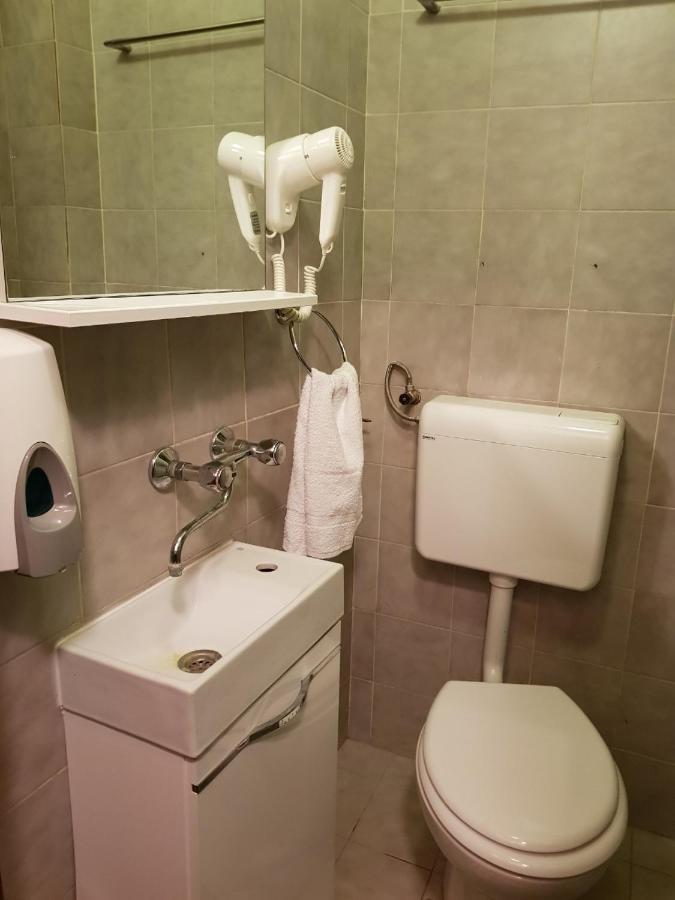 House Of Wine Hotel Kutjevo Exterior foto